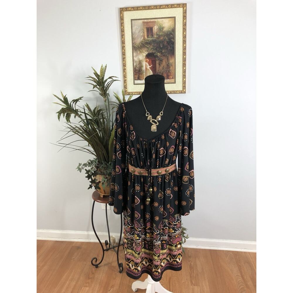 Muse Woman Dress 10 Off Shoulder Bell Sleeve Boho Vacation Resort Embellished